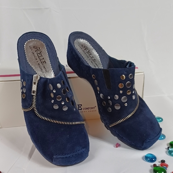 Helle Comfort Suede Studded Women's Navy BSuede Mules. $199 At HELLE. Sz9 - Picture 7 of 10
